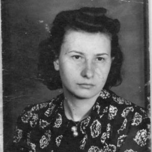 Meet your Posher, Bobbie